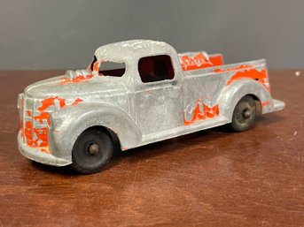 VINTAGE WYANDOTTE FIRE TRUCK