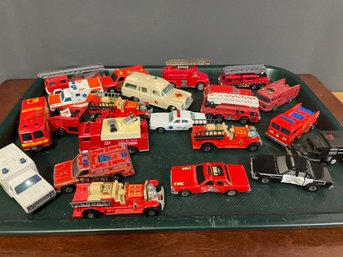 DIECAST CARS - EMERGENCY FIRE POLICE LOT