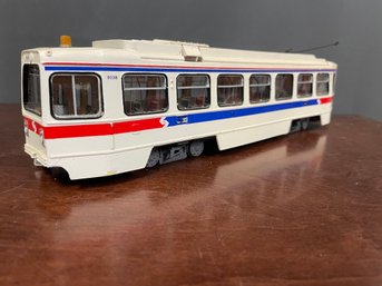 STREETCAR - LARGE SEPTA MODEL 9038