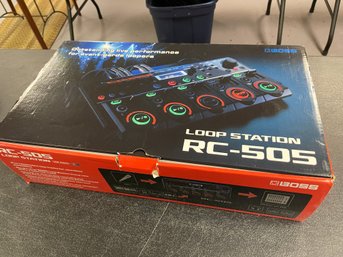 ROLAND BOSS RC-505 LOOP STATION