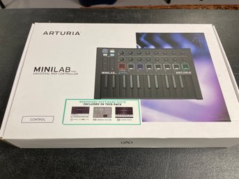 ARTURIA MINILAB MkII UNIVERSAL MIDI CONTROLLER