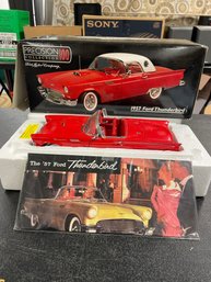 1/18 SCALE DIECAST 1957 FORD THUNDERBIRD
