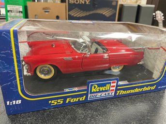 1/18 REVELL DIECAST 1955 FORD THUNDERBIRD