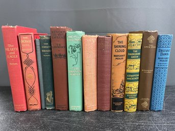 HARDCOVER BOOKS LOT 1