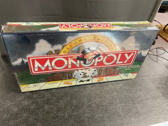 SEALED MONOPOLY BOARD GAME DELUXE EDITION 1995