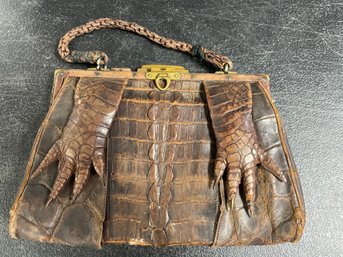 VTG ALLIGATOR PURSE
