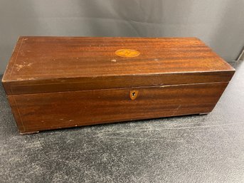 WOOD INLAID BOX