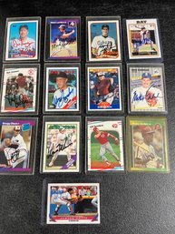 AUTOGRAPHED BASEBALL CARDS LOT