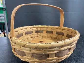 'DOT' MAINE SINGLE HANDLED BASKET