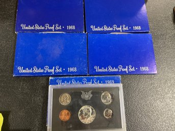 5 MINT SETS 1968/1969