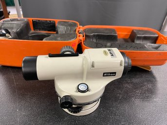 NIKON AP-5 AUTOMATIC LEVEL