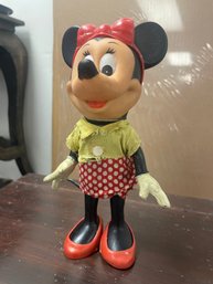DAKIN DISNEY MINNIE MOUSE FIGURE
