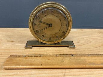 SMALL DESK CLOCK