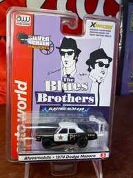 SLOT RACER - BLUESMOBILE - 74 DODGE MONACO - SILVER SCREEN MACHINES