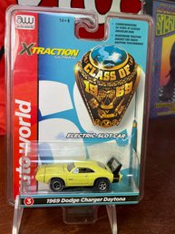 SLOT CAR - AW CLASS OF 1969 DODGE CHARGER DAYTONA