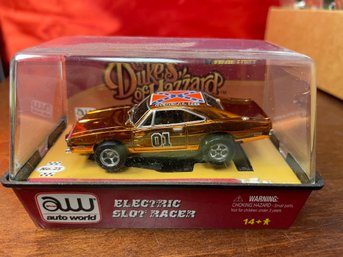 GENERAL LEE DUKES OF HAZZARD DODGE CHARGER SLOT RACER