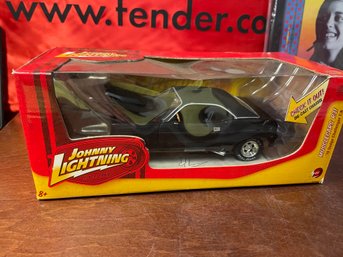 JOHNNY LIGHTNING 1/24 1970 CHALLENGER T/A