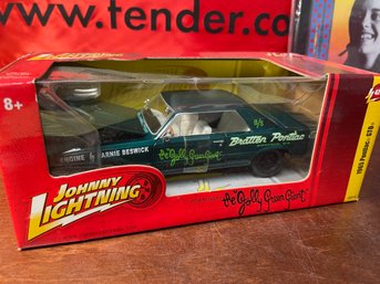 JOHNNY LIGHTNING 1/24 1965 PONTIAC GTO JOLLY GREEN GIANT