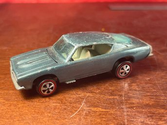 HOT WHEELS REDLINE CUSTOM BARRACUDA