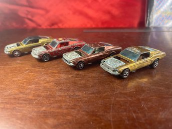 HOT WHEELS REDLINE 4 CUSTOM MUSTANG