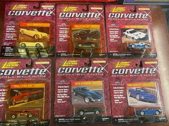 WHITE LIGHTNING CORVETTE COLLECTION SET JOHNNY LIGHTNING
