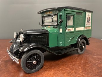 DANBURY MINT DIECAST 1931 US MAIL TRUCK