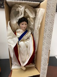 Lot Of 3 Franklin Mint Heirloom Dolls - QUEENS