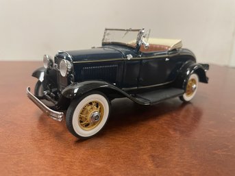 DANBURY MINT 1932 FORD DELUXE ROADSTER