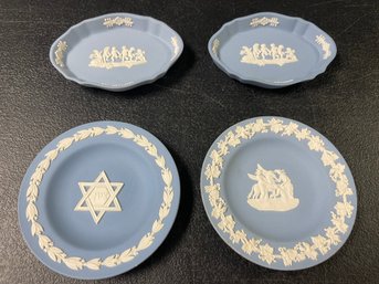 4 WEDGWOOD SMALL PLATES