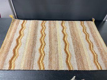 VINTAGE TEXTILE/RUG/MAT SMALL NAVAJO 17'X28'