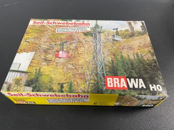 BRAWA HO Scale Operating CABLE CAR - Seil-Schwebebahn
