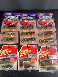 12 JOHNNY LIGHTNING CLASSIC CUSTOMS CORVETTE MOPAR