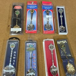 COLLECTOR SPOONS LOT