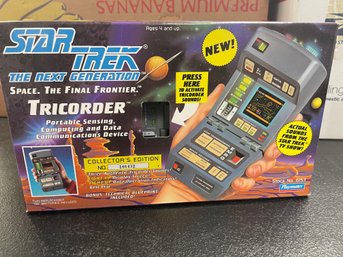 Star Trek Tricorder TNG
