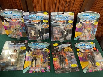 8 Star Trek Figures