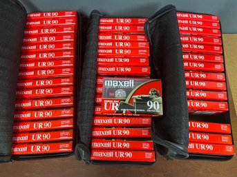 LOT OF 45 BLANK NOS MAXELL UR90 CASSETTES