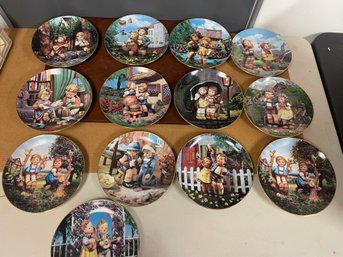 HUMMEL COLLECTOR PLATE LOT