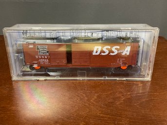 KADEE 6730 HO SCALE 50' BOXCAR RTR DULUTH SOUTH SHORE ATLANTIC DSS&A - NEW