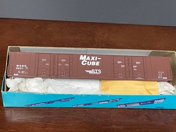 ATHEARN 1996 HO SCALE 86' MAXICUBE BOXCAR WCRC