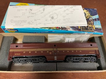 ATHEARN 3364 HO SCALE POWERED PENNSYLVANIA PB-1 DIGITRAX DCC