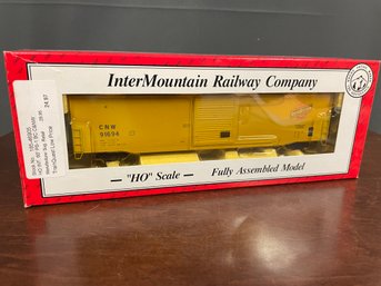 INTERMOUNTAIN 46905-14 60' BOXCAR CNW - NEW
