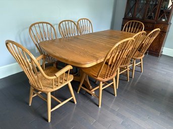 Richardson Brothers Company Oak Dining Table With 8 Chairs