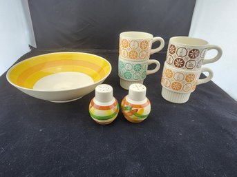 70s McCoy, Majolica And Vernonware