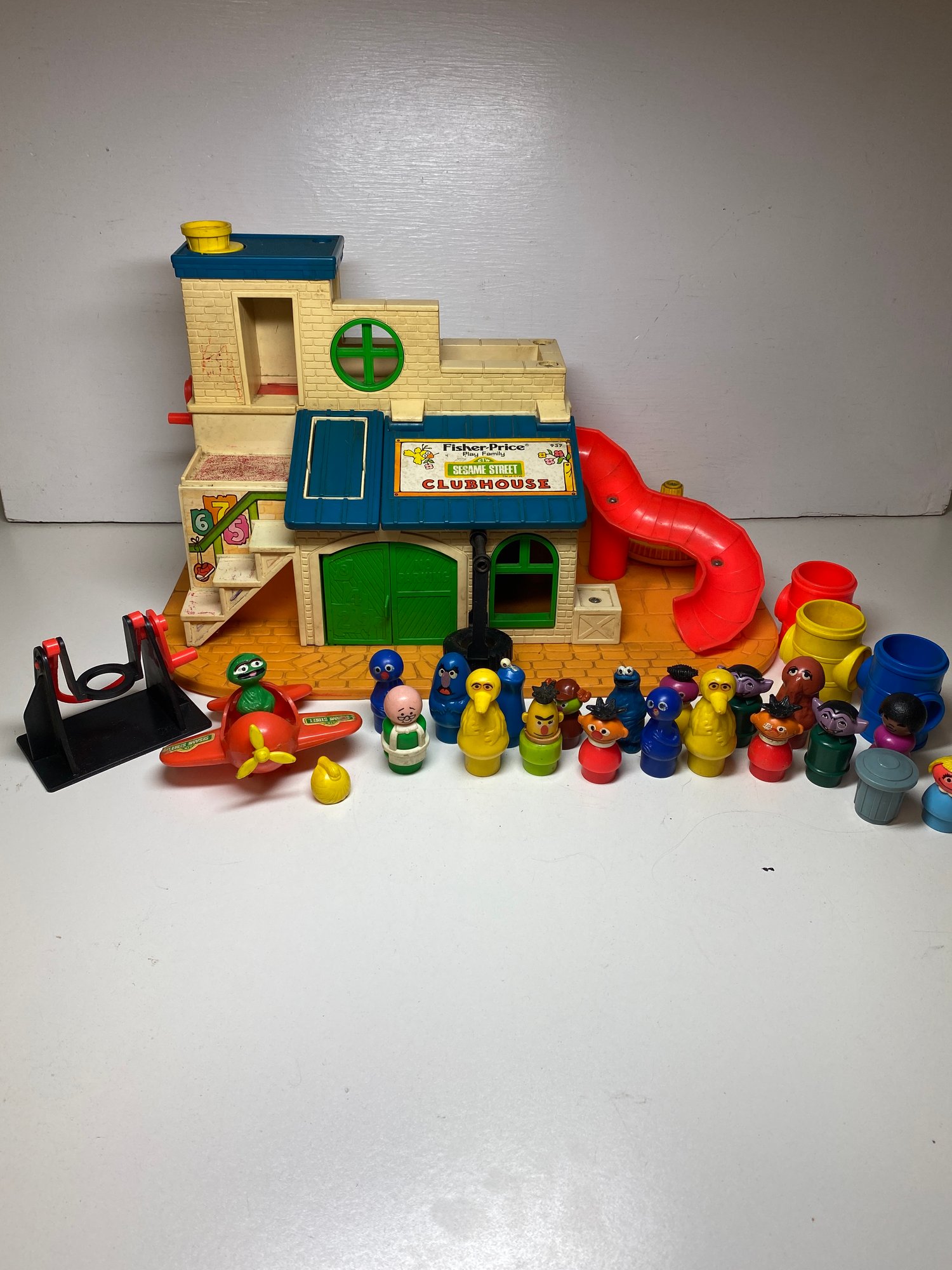 Vintage 1970's Fisher Price Sesame Street Play Family Toy