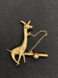 Vintage Gold Tone Giraffe Tie Tack And Pin