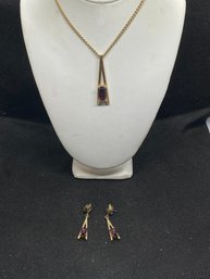 Womens Vintage Gold Tone Avon Necklace And Earring Set With Purple Rhinestones