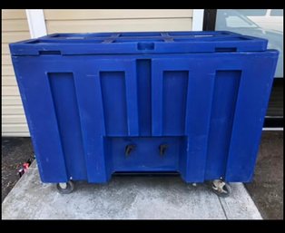 IPR Commercial Grade Rolling Beverage Cart