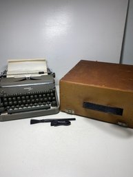 Vintage Swiss Made Hermes 2000 Typewriter With Case