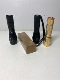 Set Of 4 Zoom X1-x2000 Flashlights In Like New/new Condition