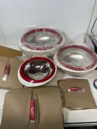 NIB Tokyo Plastic Thermal Bowl Set With Lids